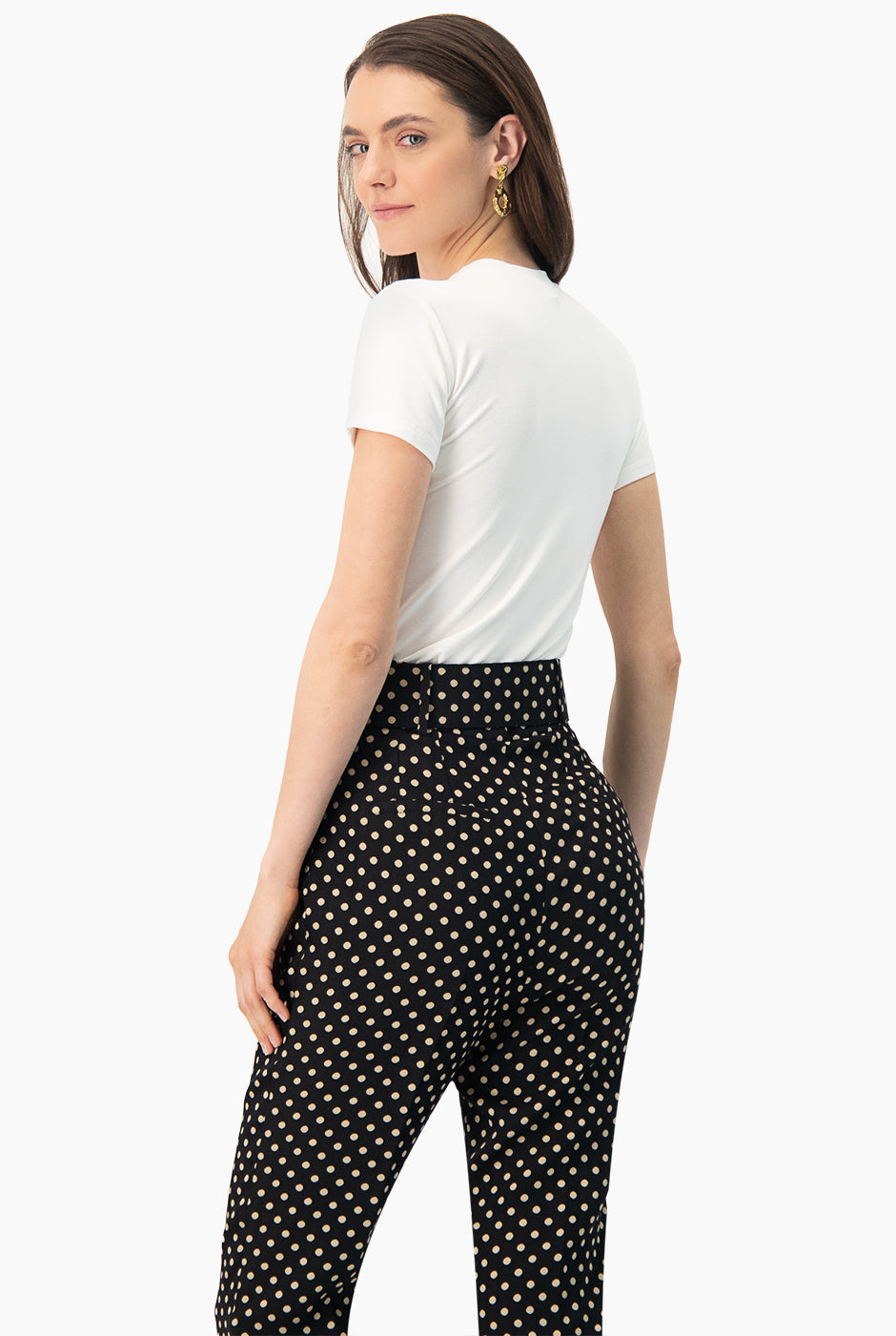 Playera básica casual de manga corta en color natural