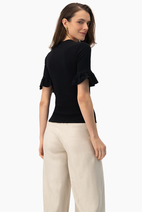 Blusa de manga corta de volantes