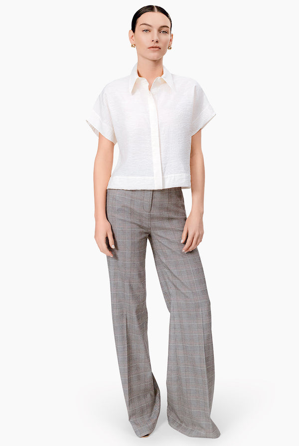 Blusa camisera lisa de manga corta