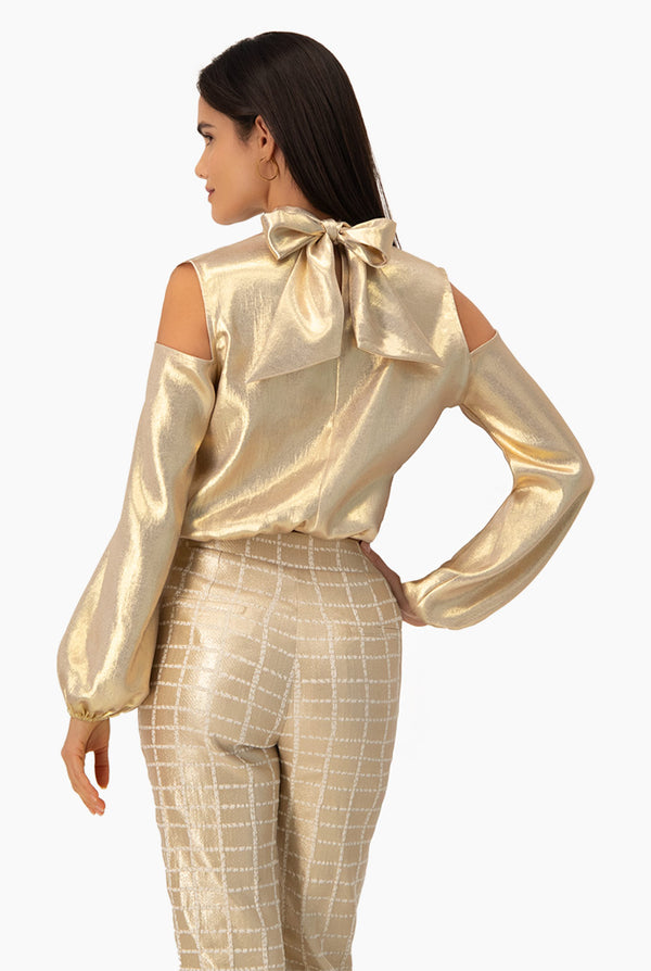 Blusa lisa de hombros descubiertos