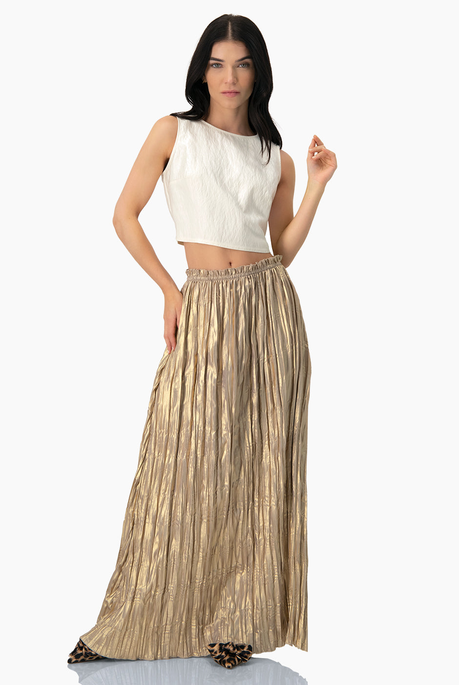 Blusa corta sin mangas color natural con cierre en la espalda