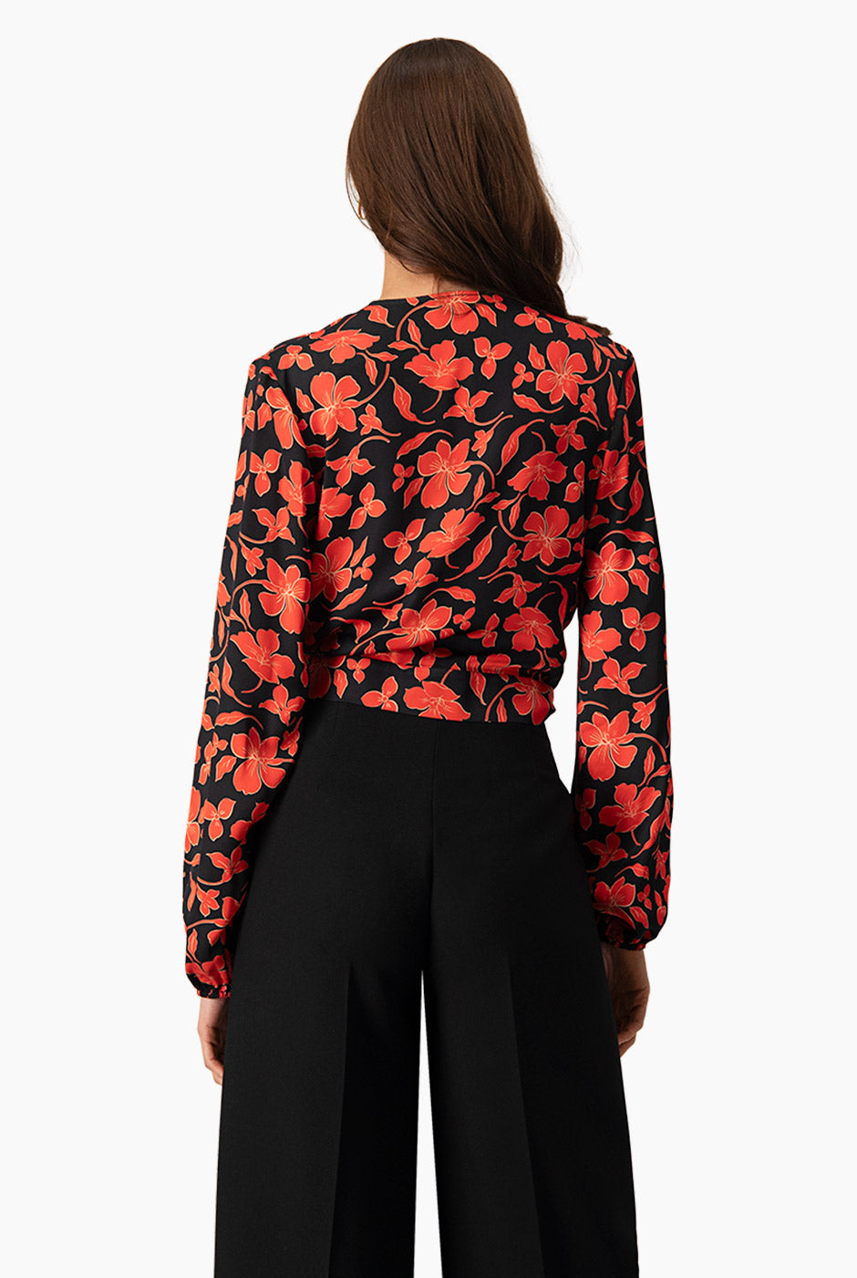 Blusa roja con estampado floral y amarre en la cintura