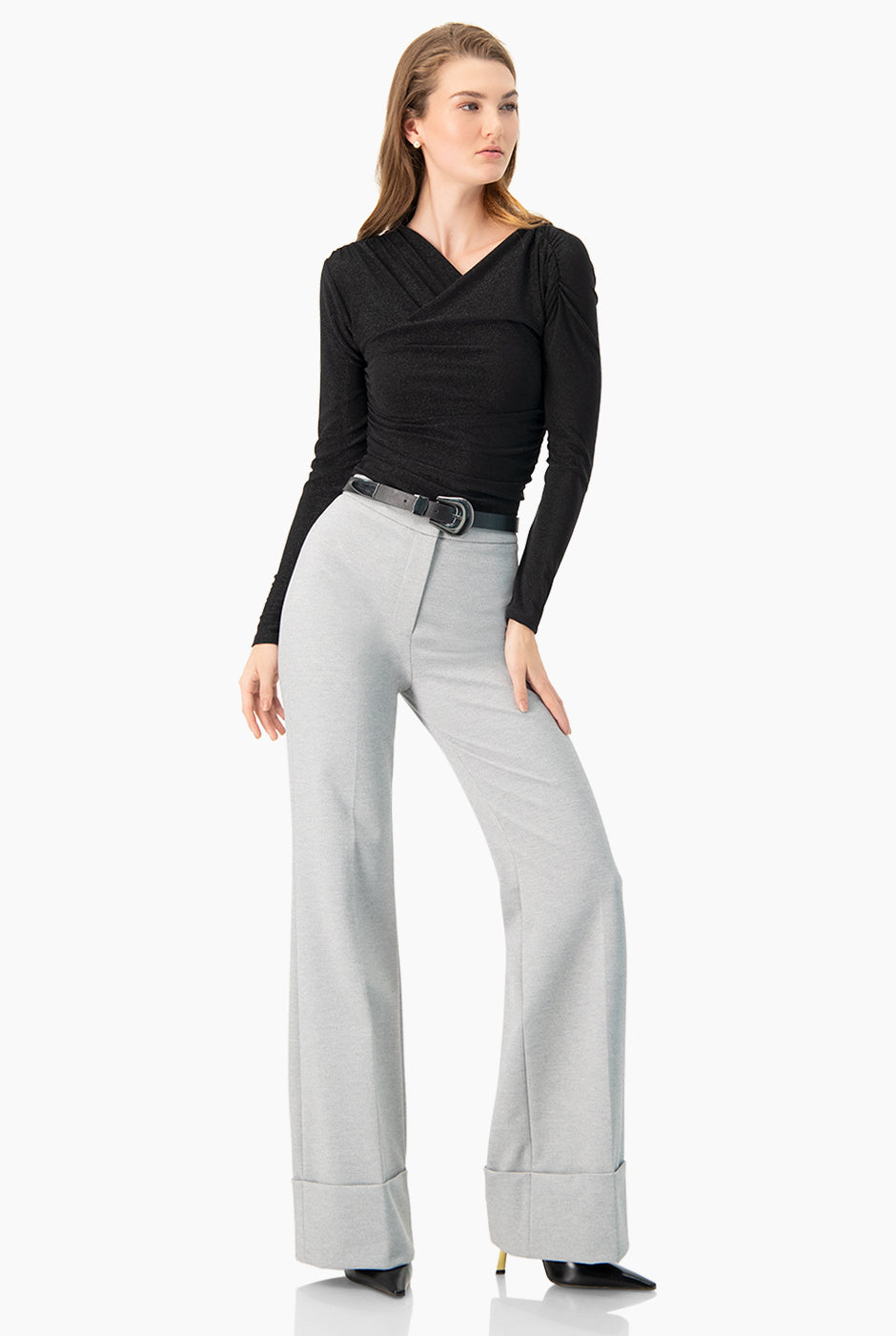 Body negro de manga larga cruzado al frente