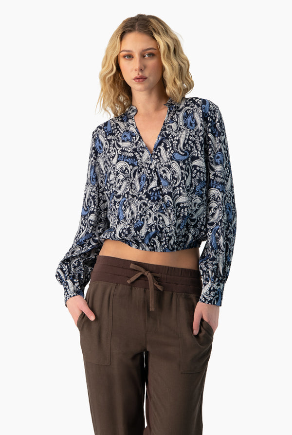 Blusa manga larga escote en V