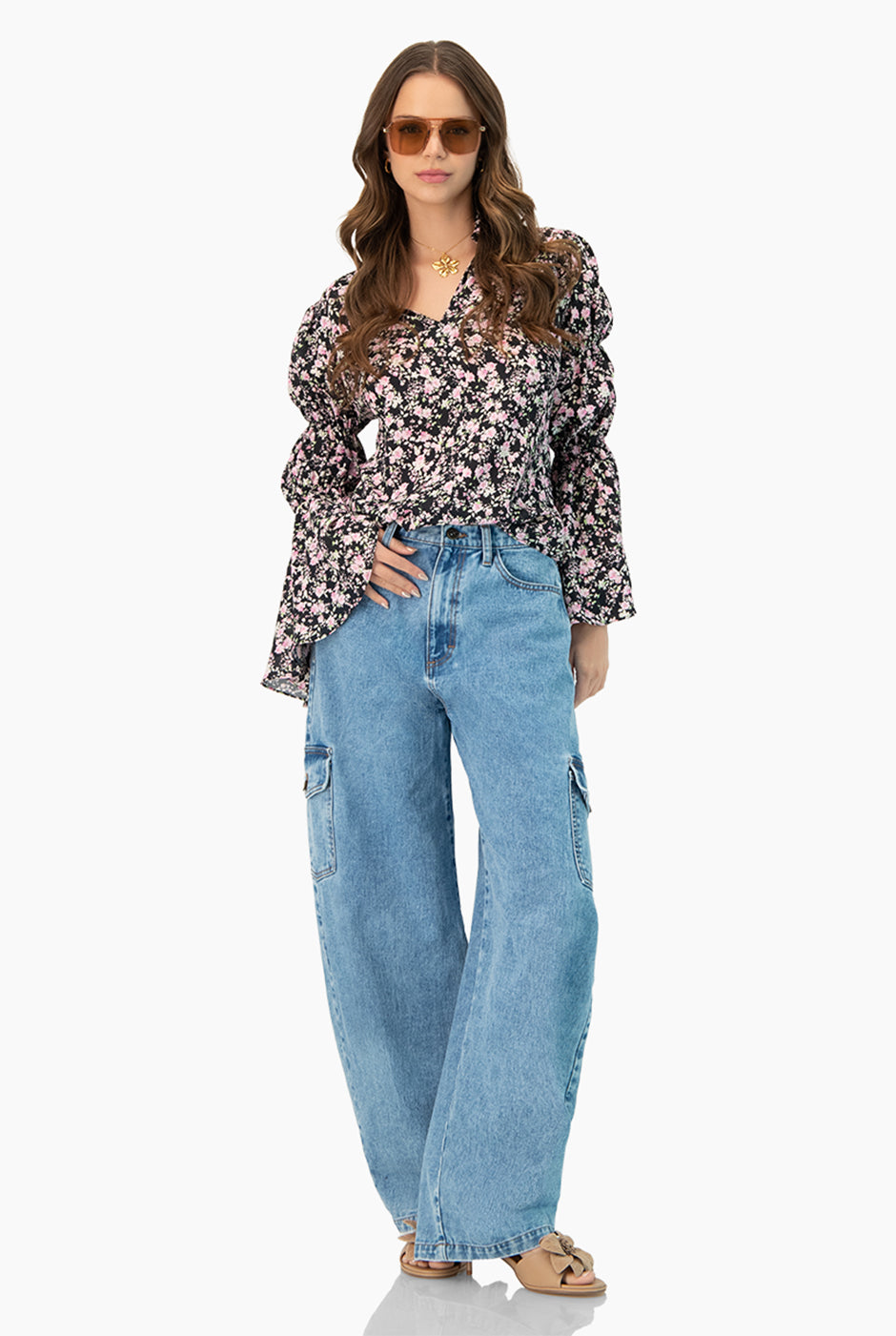 Blusa manga larga con estampado floral y cuello camisero