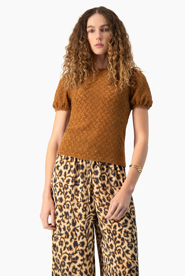 Blusa Ivonne tejida cafe