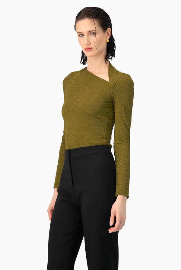Blusa Ivonne de cuello asimetrico