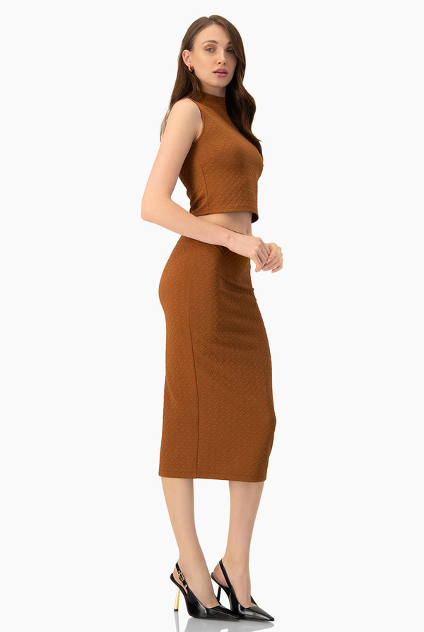 Falda midi con abertura trasera