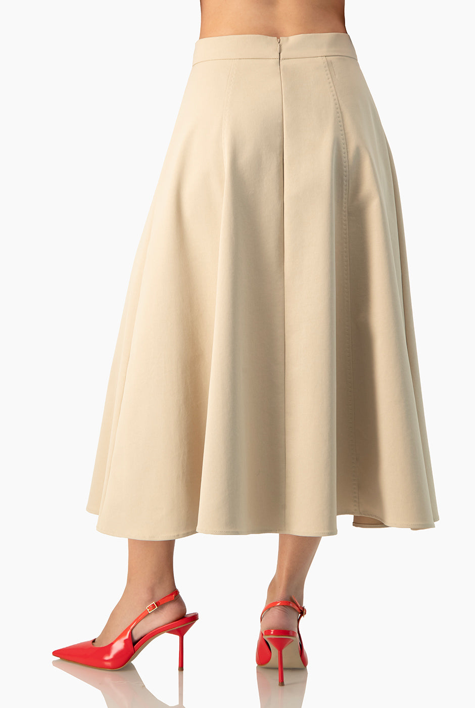Falda midi beige Ivonne con bolsillos simulados