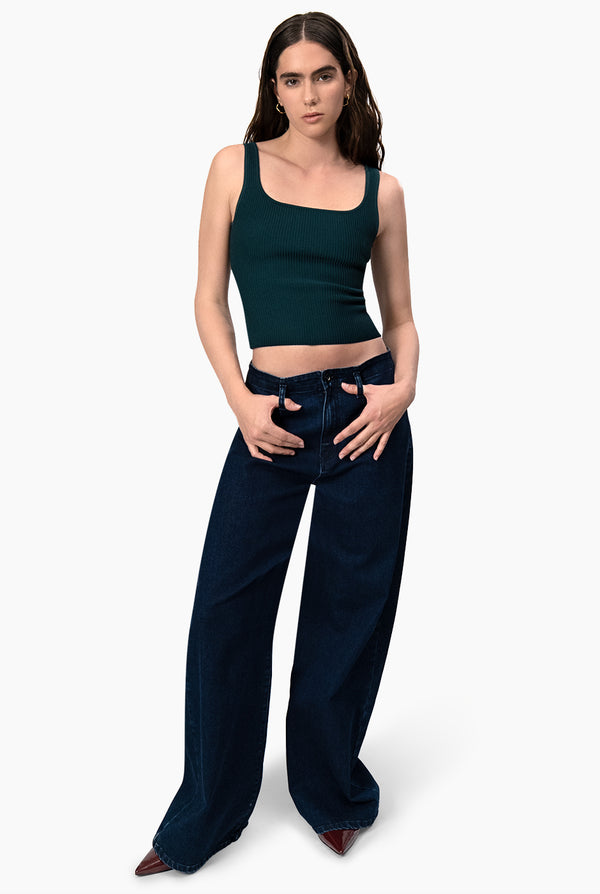 Jeans amplio de un boton