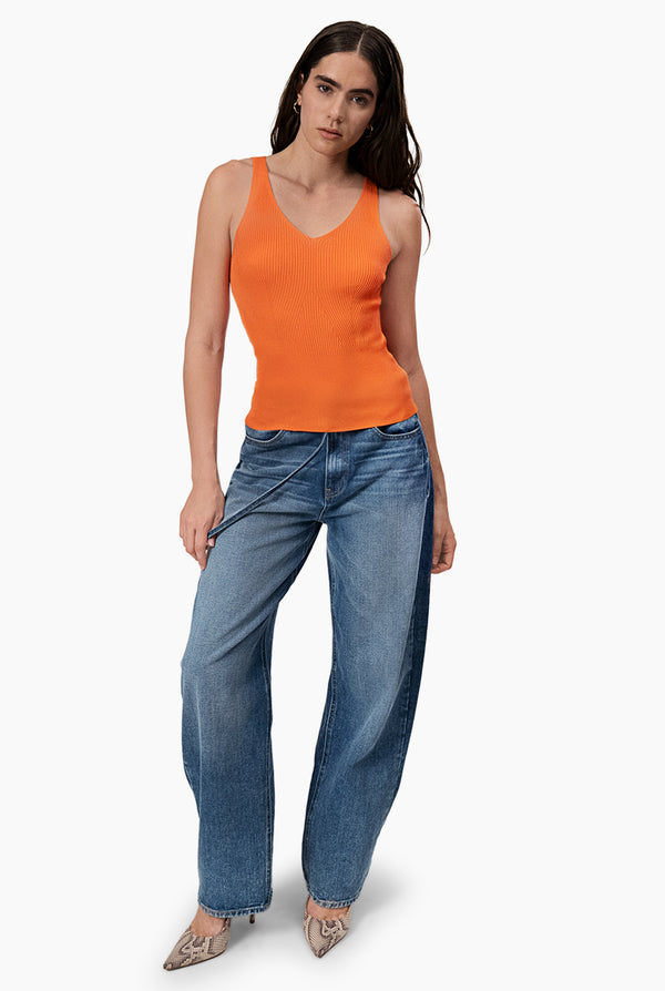 Jeans denim recto de un boton