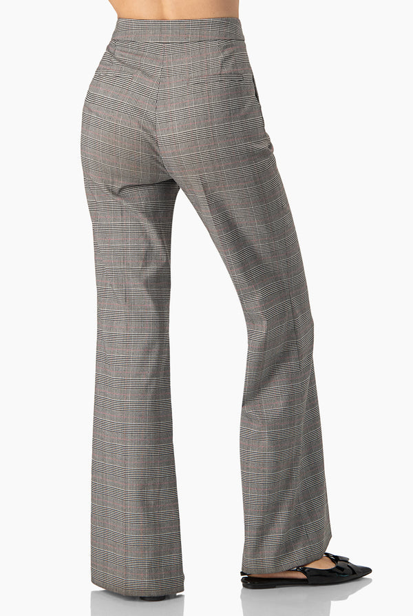 Pantalon corte campana con cierre