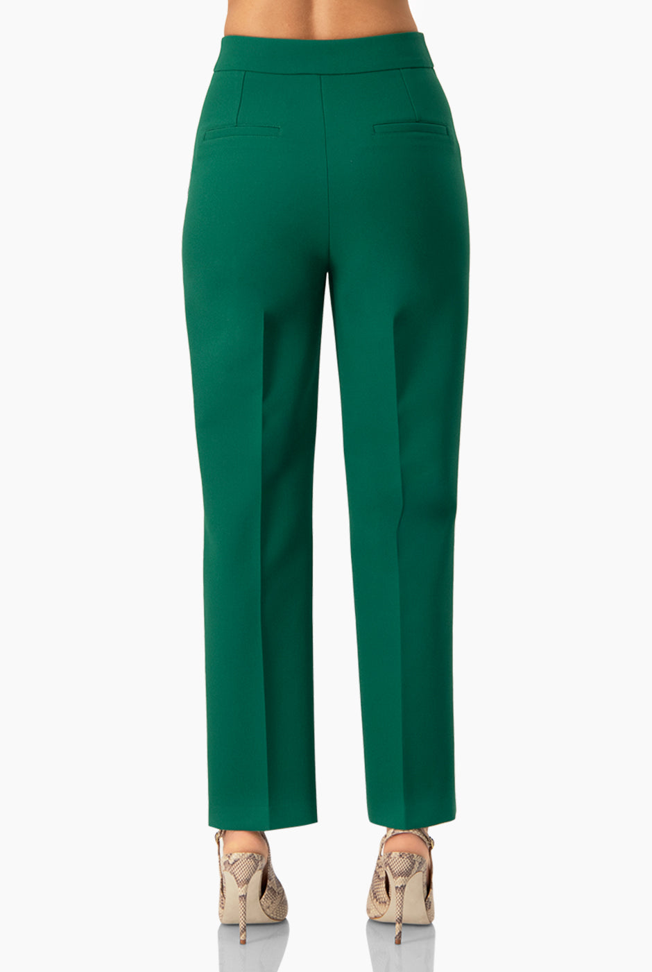 Pantalón recto sastreado verde con bolsillos y pliegues
