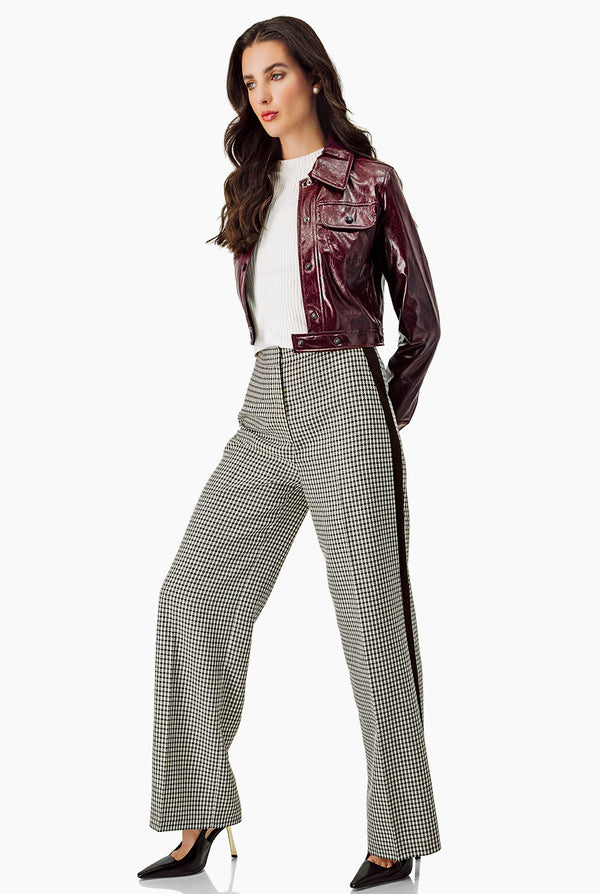 Pantalon con cierre y pierna amplia