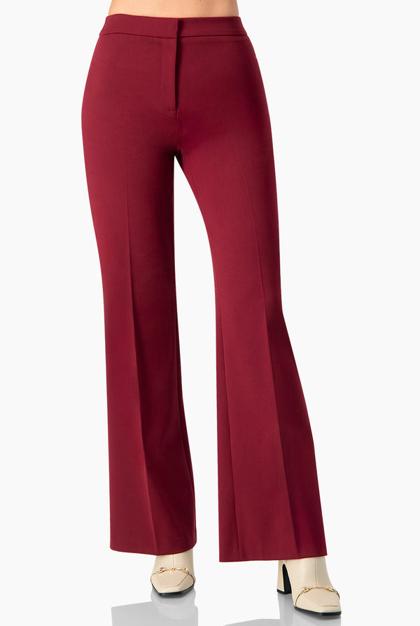 Pantalon recto color vino