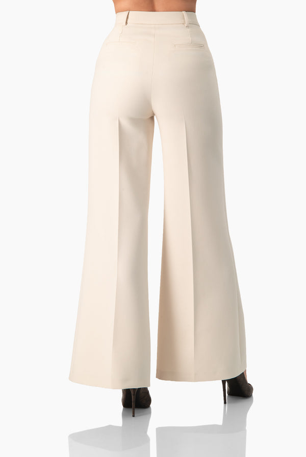 Pantalon liso pierna amplia marfil