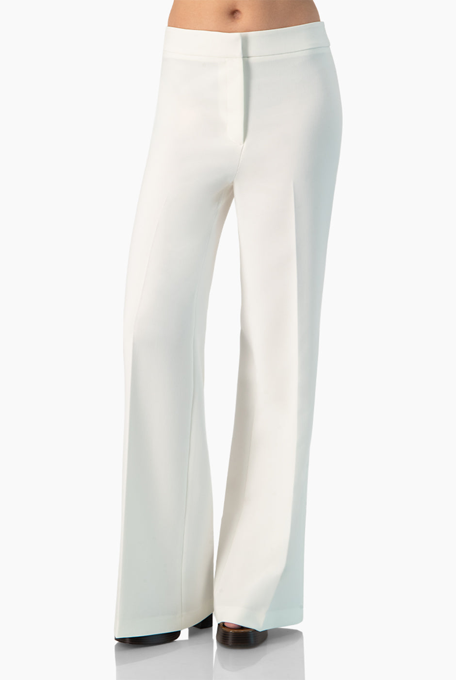 Pantalón recto blanco de pierna ancha sin bolsillos