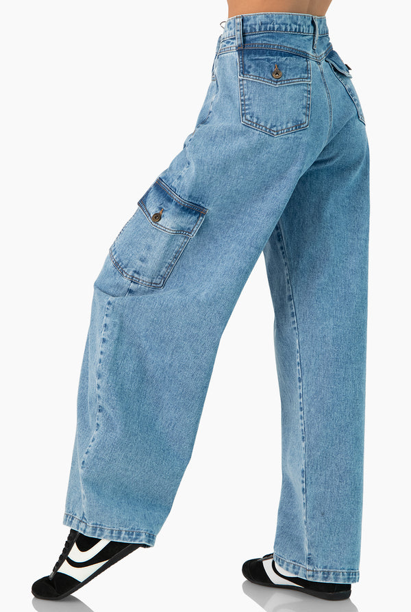 Jeans cargo amplio