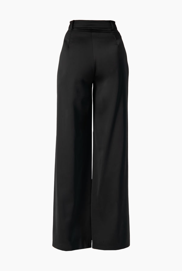 Pantalon negro liso pierna amplia