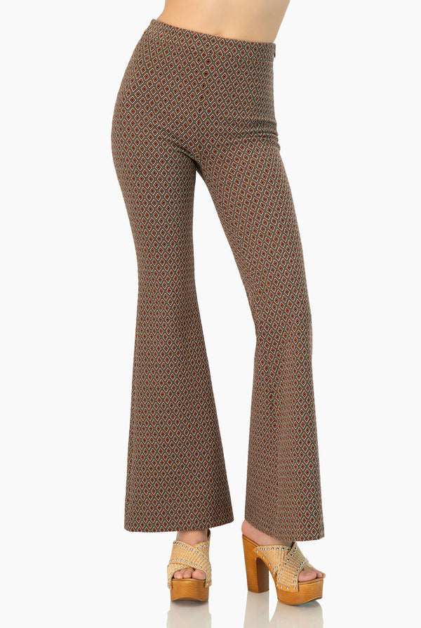 Pantalon acampanado estampado