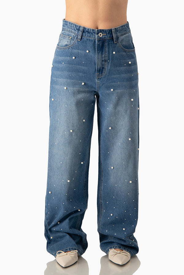 Jeans amplio con perlas