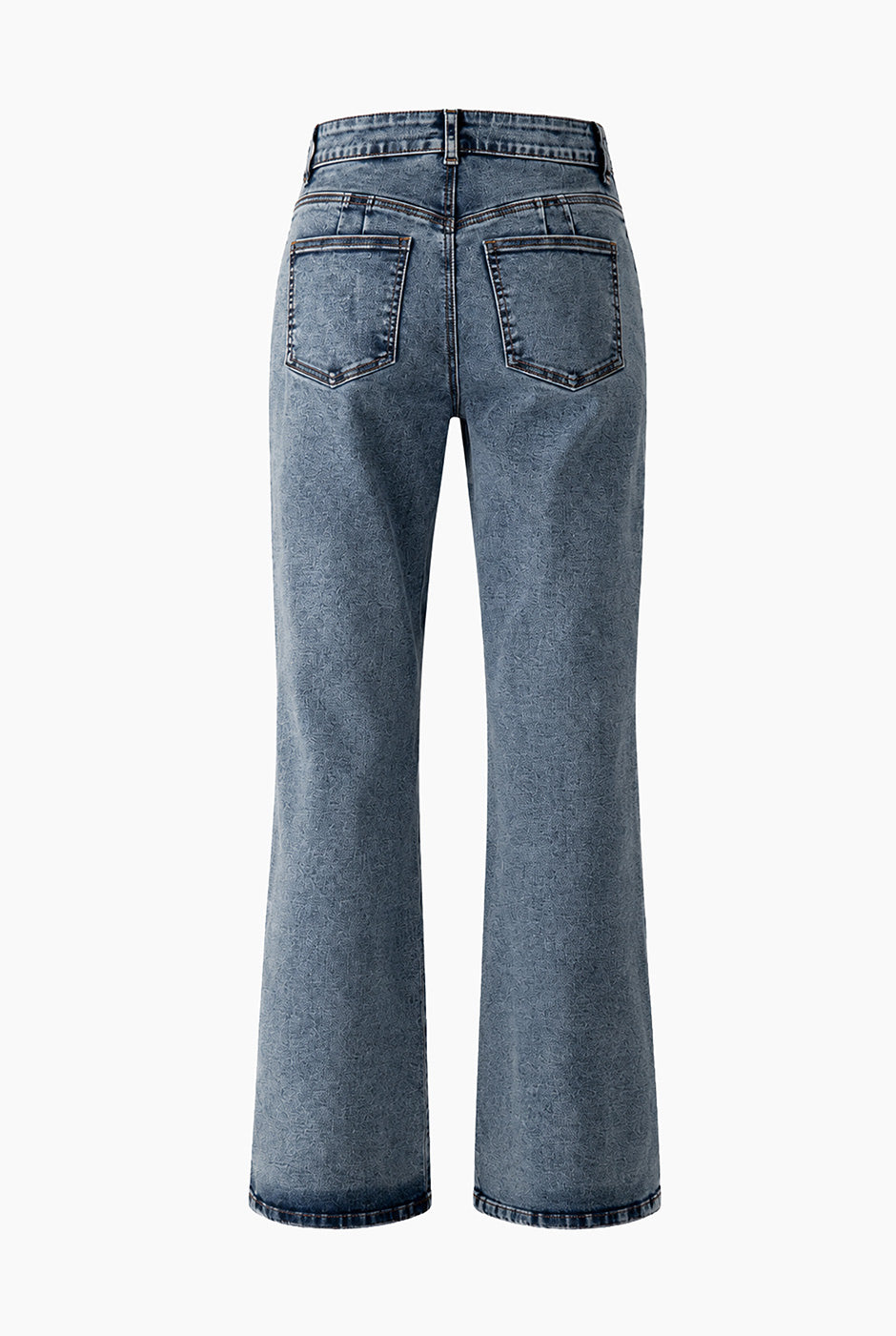 Jeans denim semi campana azul claro con bolsillos traseros