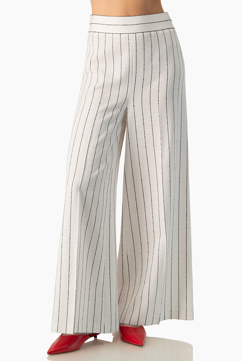 Pantalón culotte blanco con rayas verticales