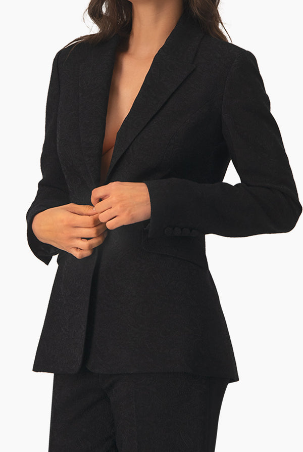 Blazer negro con bolsillos