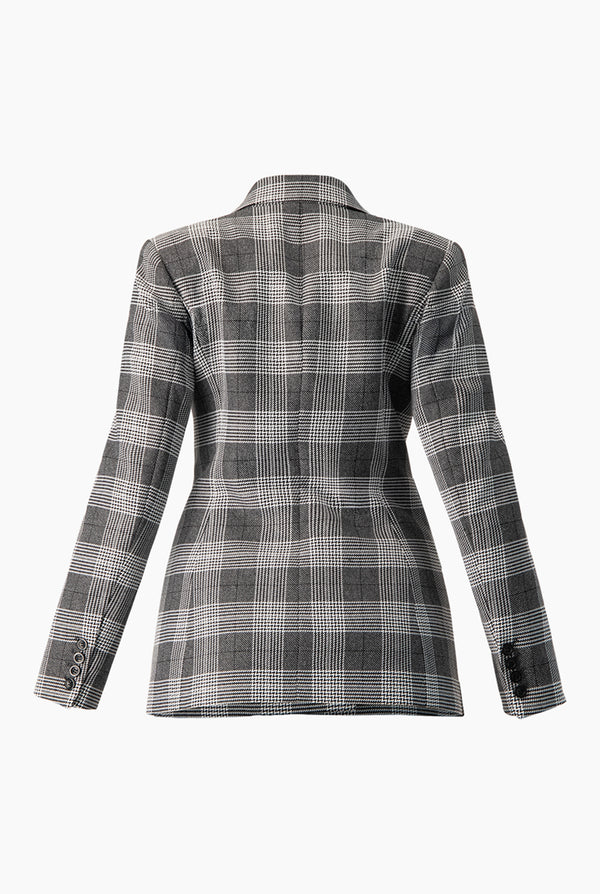 Saco sastreado y doble botonadura