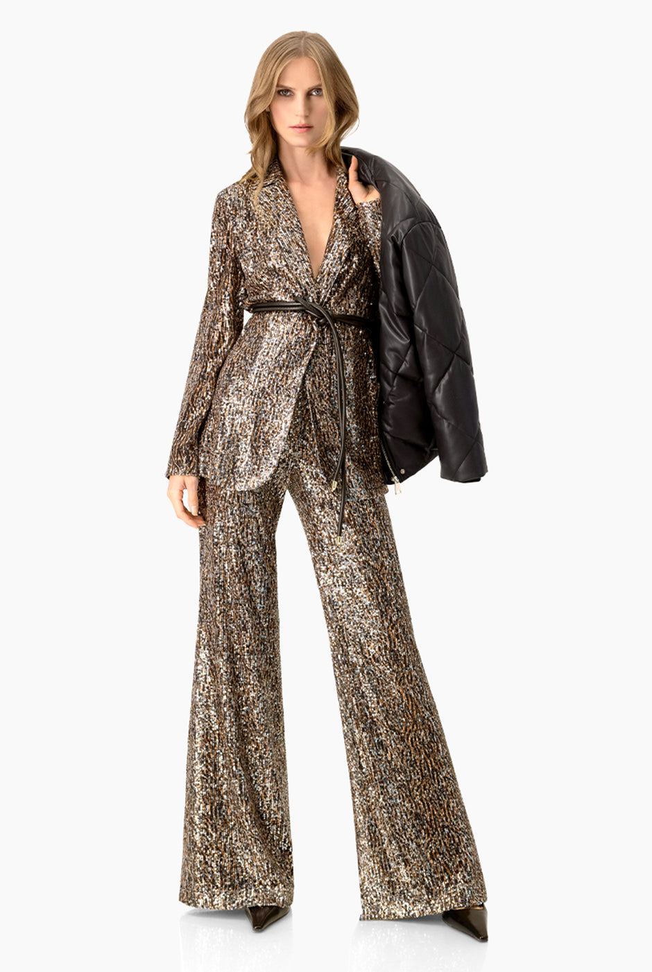 Saco blazer multicolor con lentejuelas y broche frontal