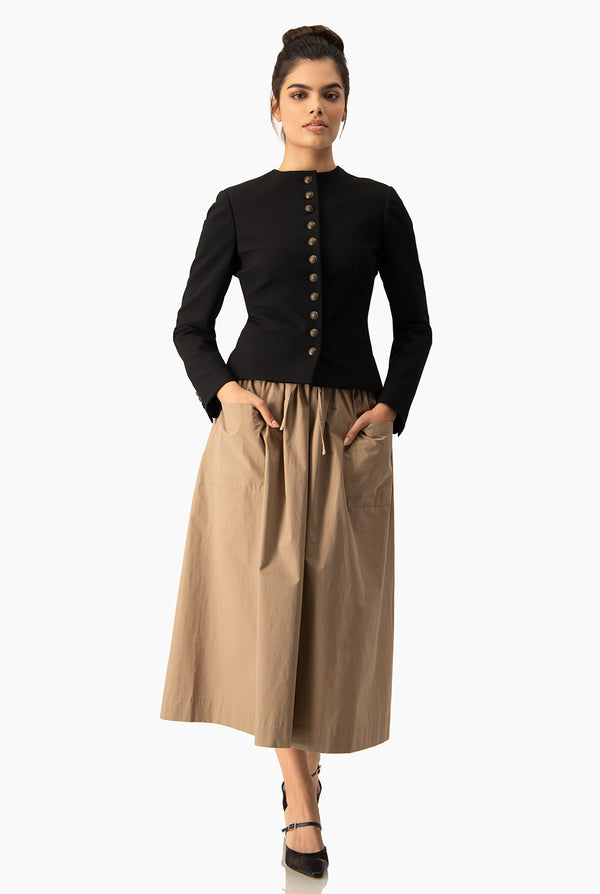 Saco negro con botones