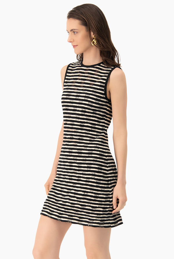 Vestido tejido de cuello redondo