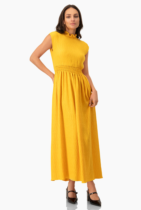 Vestido largo cuello alto sin manga