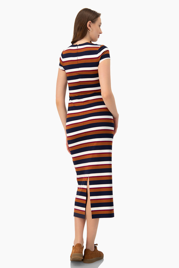 Vestido largo manga corta tipo cap