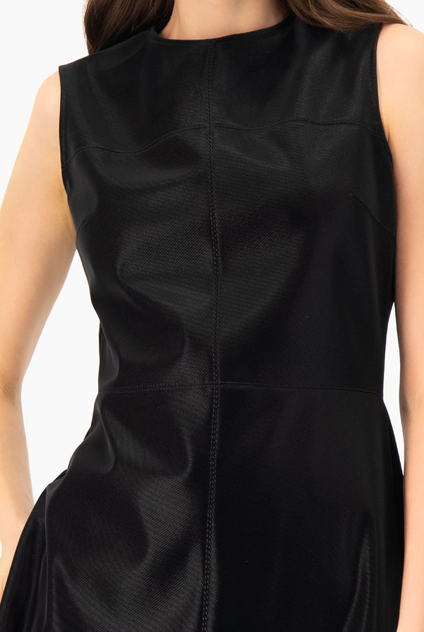 Vestido sin mangas y cuello redondo