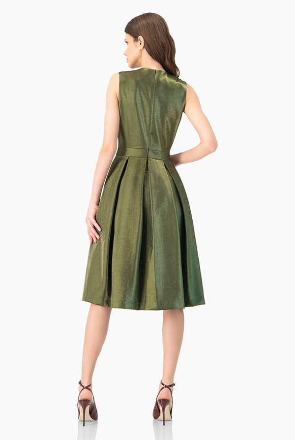 Vestido linea A verde sin mangas