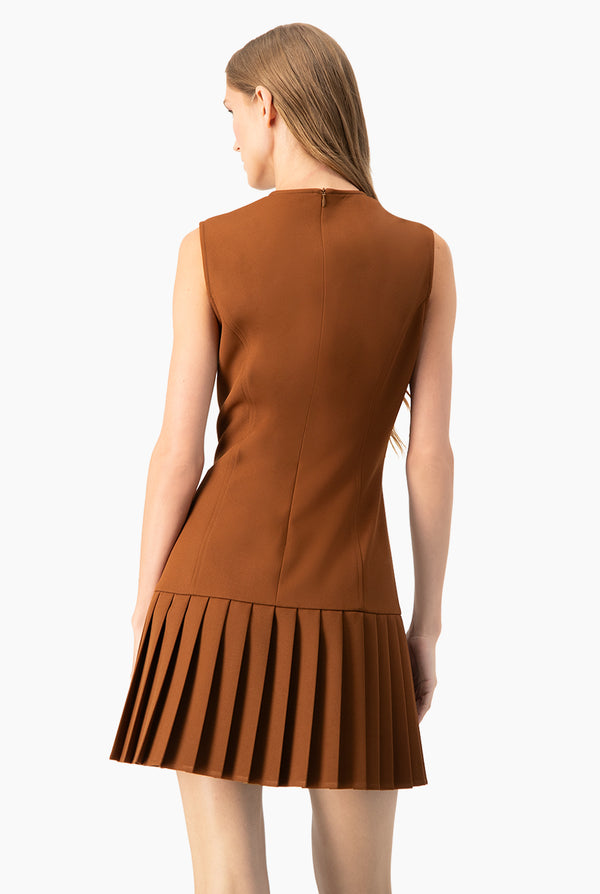 Vestido corto tableado