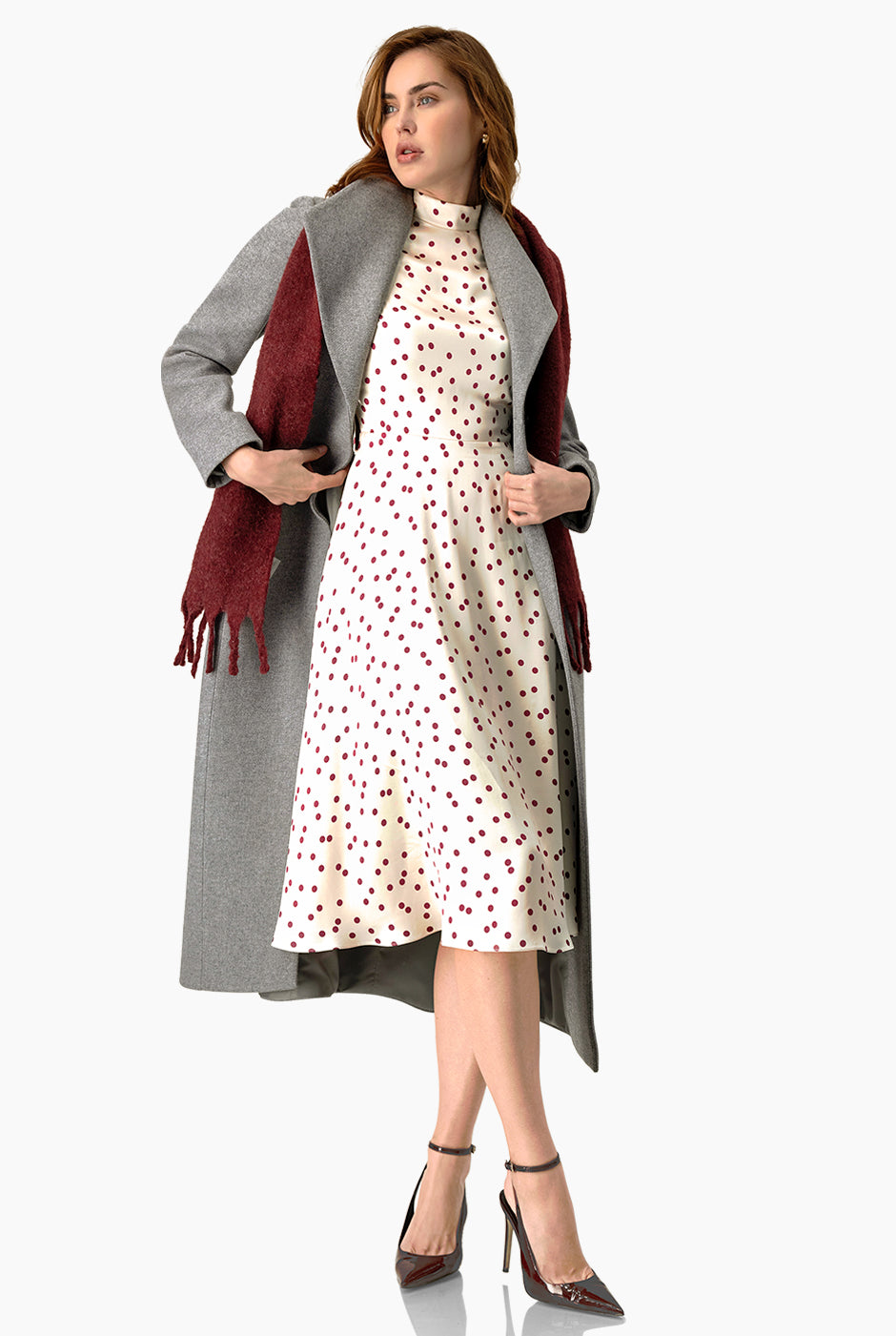 Vestido midi marfil con lunares y cinturón ancho