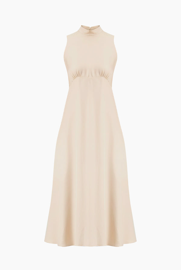 Vestido largo y cuello alto