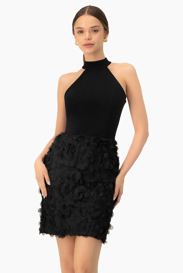 Vestido corto cuello halter