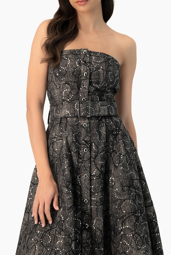 Vestido midi strapless