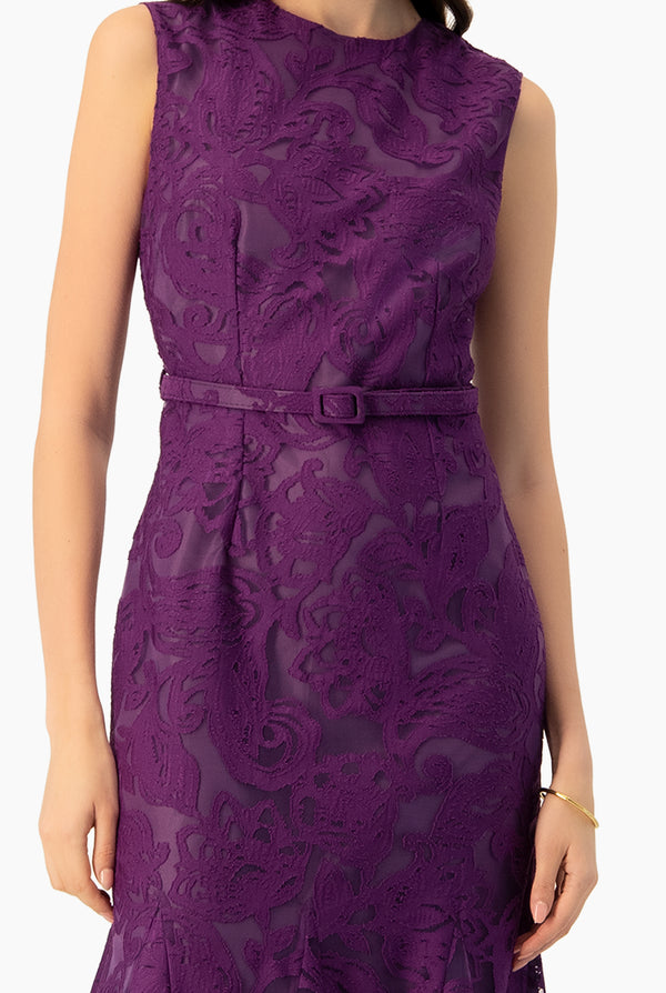 Vestido morado largo sin mangas