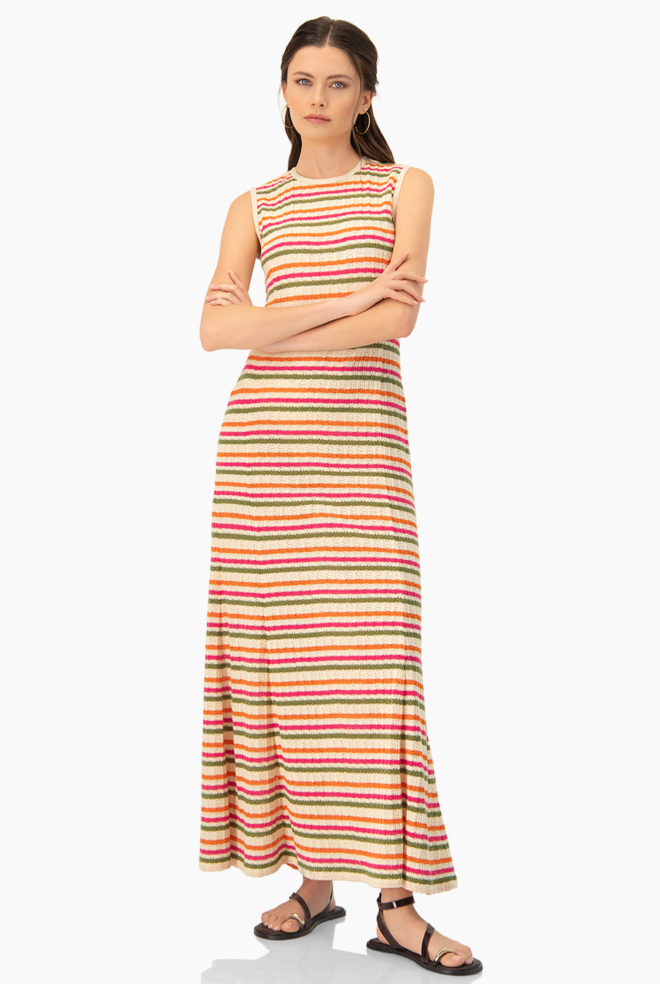 Vestido largo multicolor sin mangas con estampado de rayas