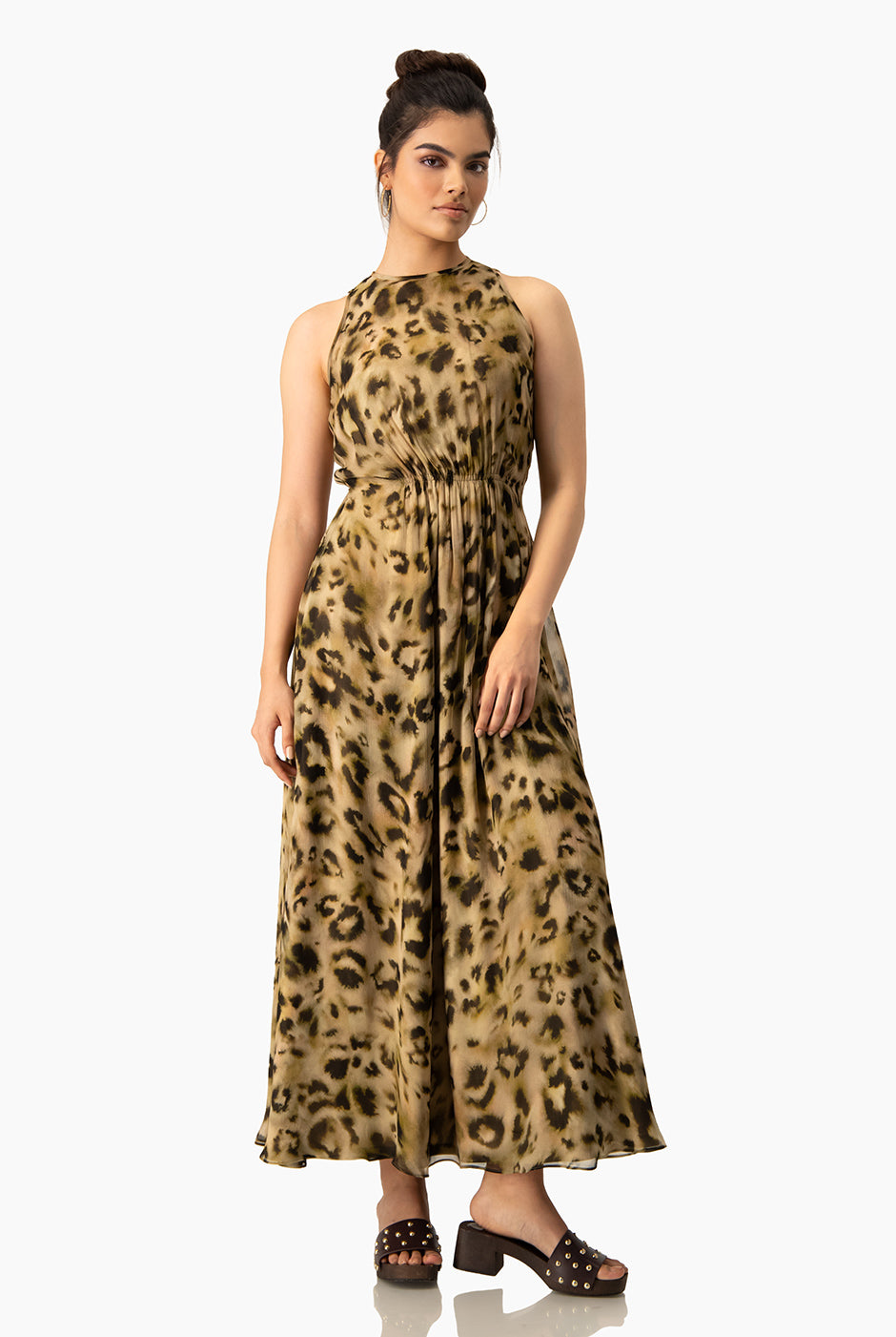 Vestido maxi estampado verde olivo sin mangas