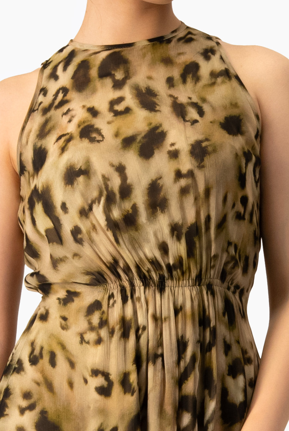 Vestido maxi estampado verde olivo sin mangas