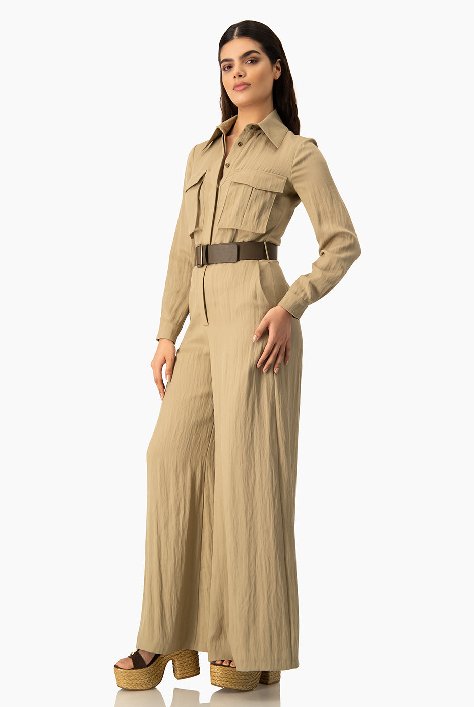 Jumpsuit verde olivo de pierna ancha con cinturón y bolsillos