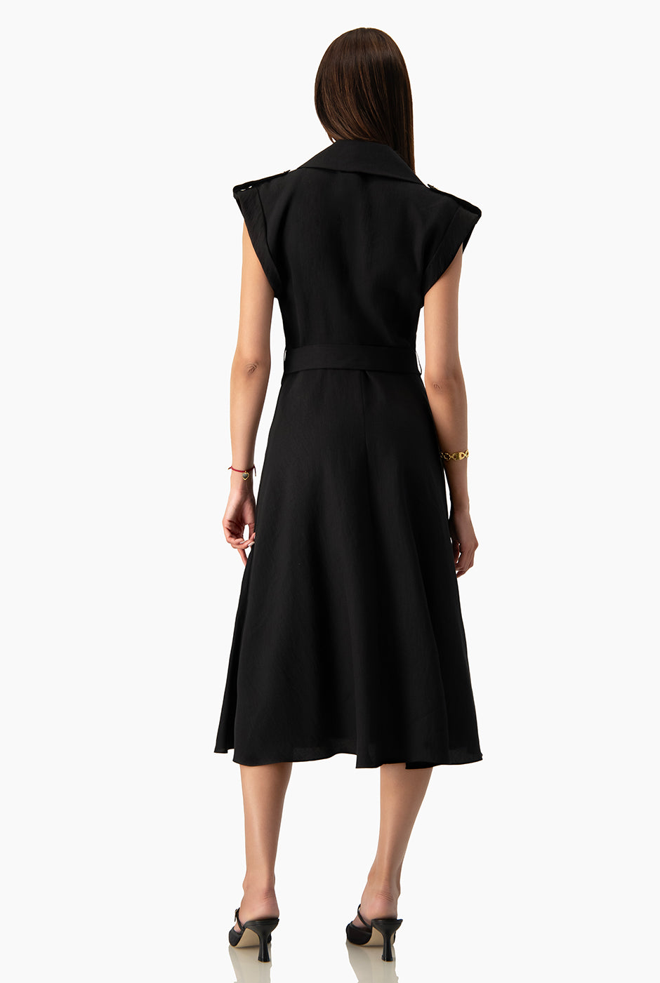 Vestido midi Ivonne negro con cinta en cintura y botones dorados