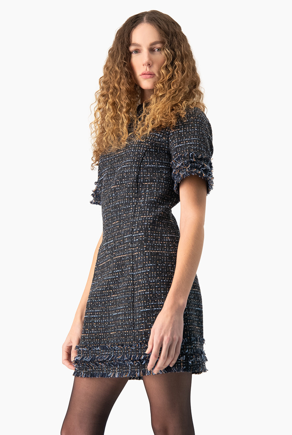 Vestido recto tejido Ivonne azul marino con olanes en mangas