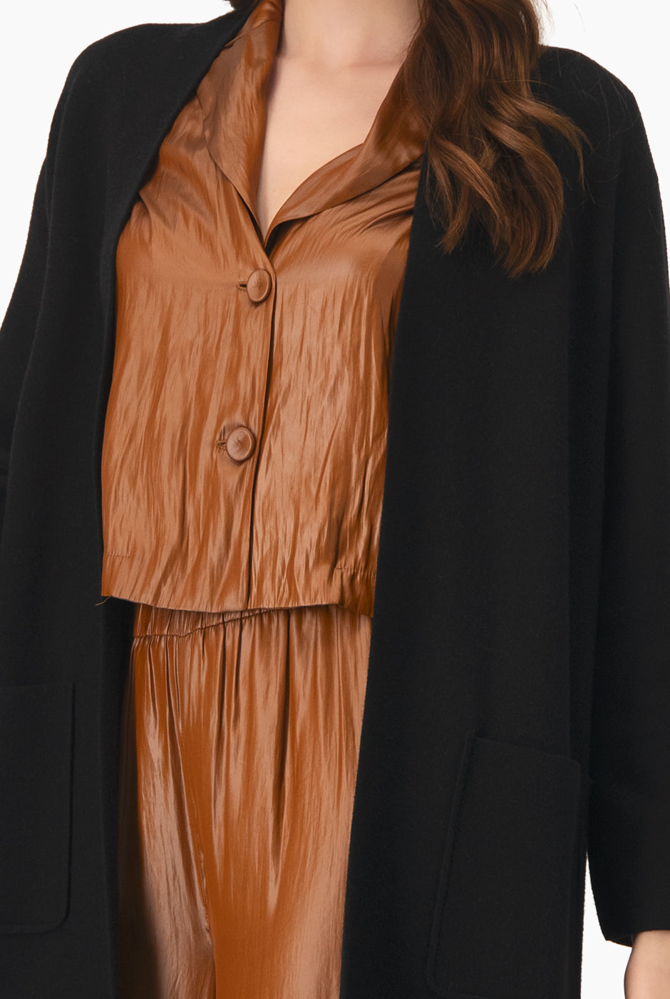 Cárdigan Maxi Black con bolsillos y cuello alto