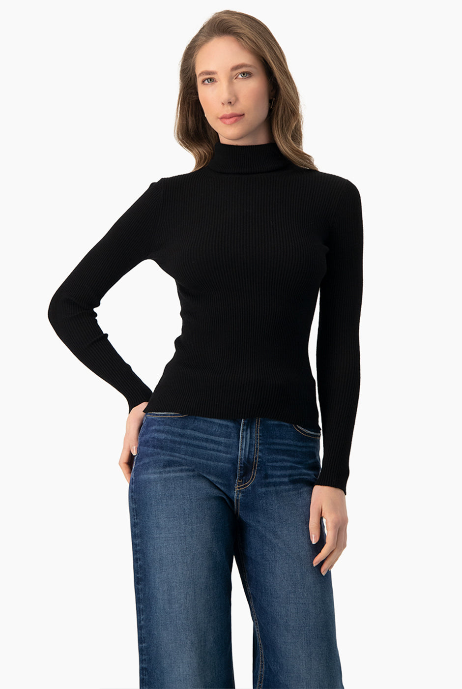 Suéter Negro Ribbed de Cuello Alto Elegancia Casual
